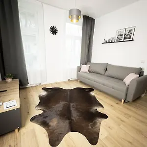 Wohlfühl-oase Mitten In Der Stadt - Garten, Grill, Netflix Und Drucker Apartment Leipzig