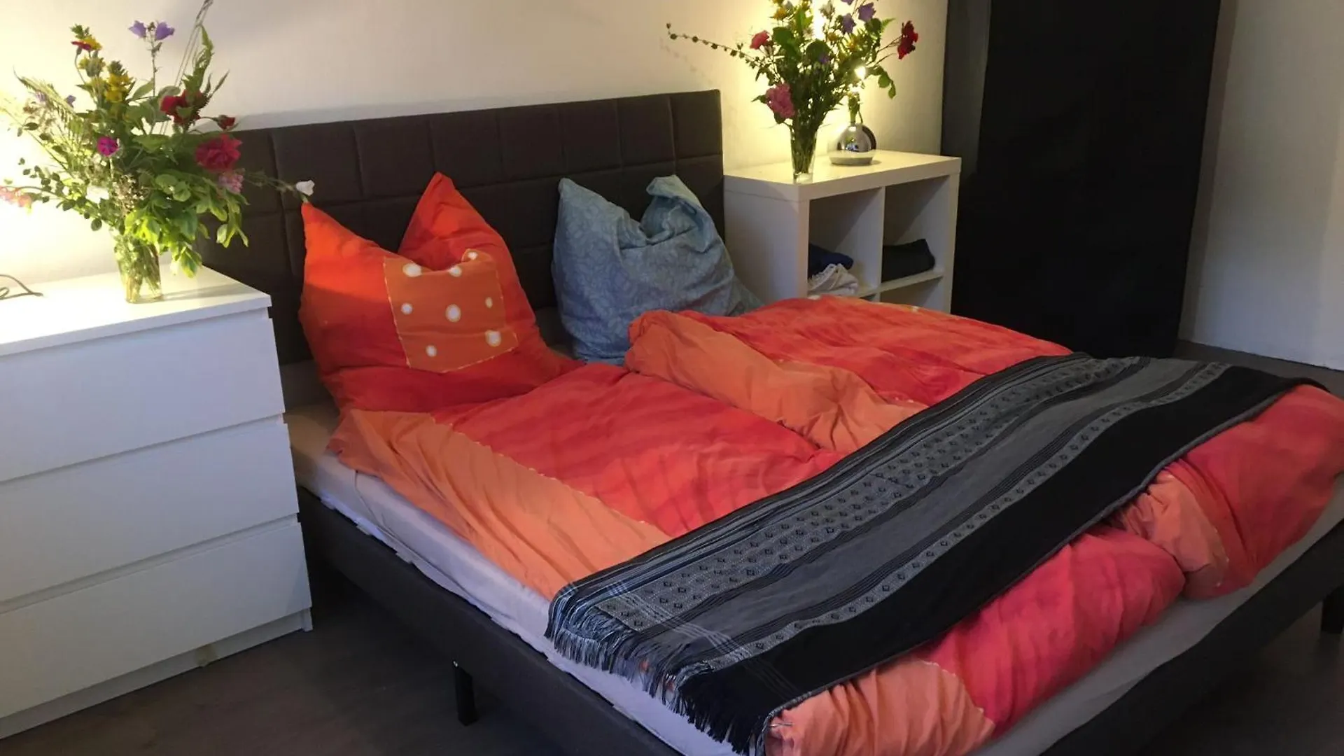 Check-In Stuttgart Central 4-Bedroom 100M2 Apartment