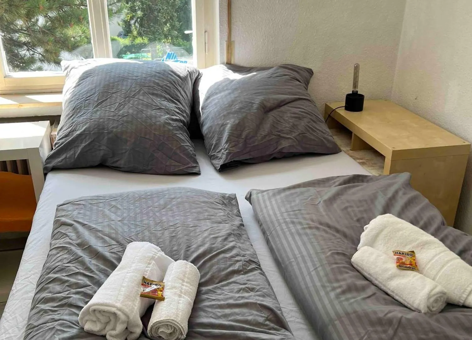 Check-In Stuttgart Central 4-Bedroom 100M2 Apartment
